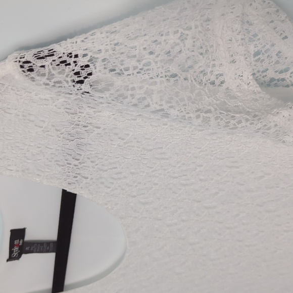 Style & Co PL White Short Sleeved Lace Top with Nylon Lining - Picture 2 of 4